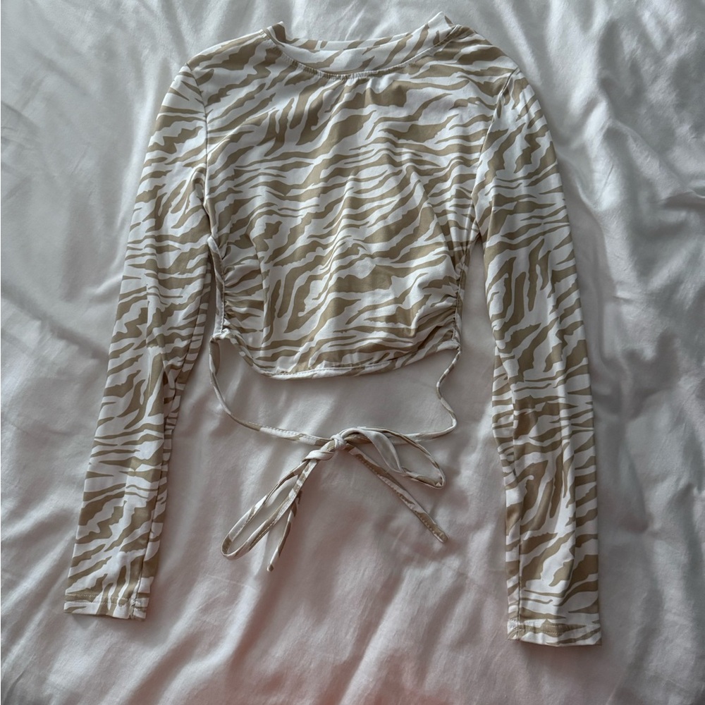 SHEIN Cream Ruched Long Sleeve Crop